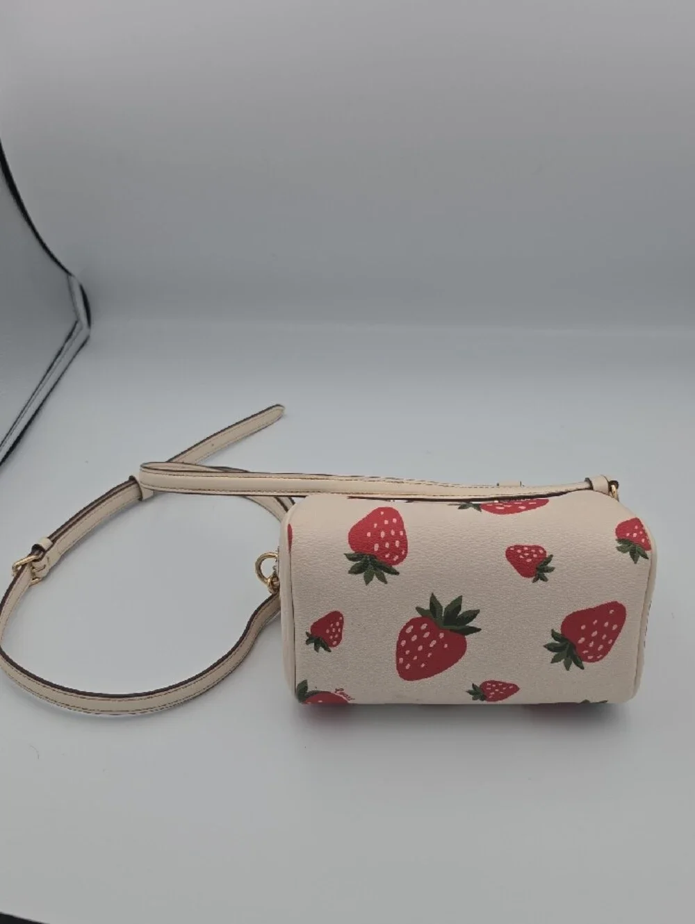Coach Cream Strawberry Print Limited Edition Mini Crossbody Satchel (EUC)✨️🍓✨️
